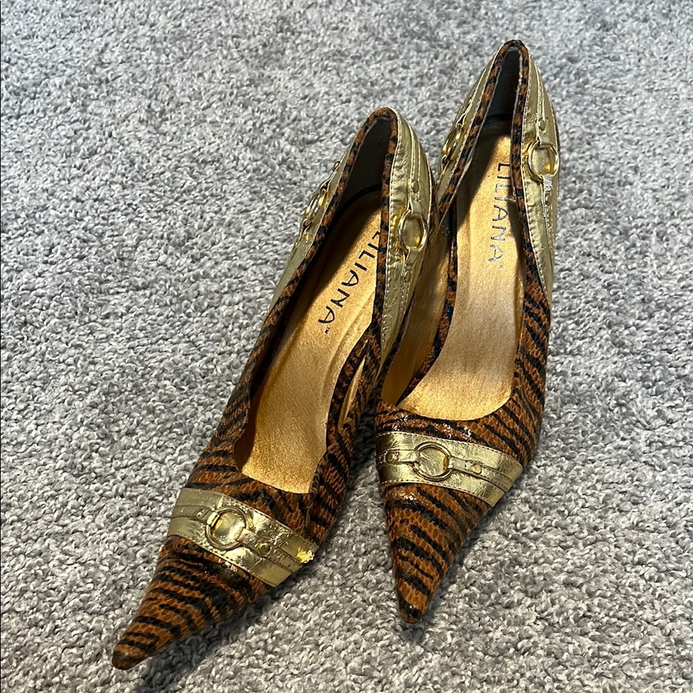 Liliana Gold and Brown Women's Heels